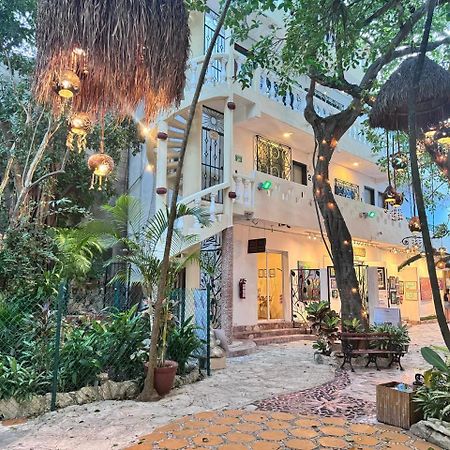 Hotel Ha Garden Gallery - 5Th Avenue Playa del Carmen Buitenkant foto